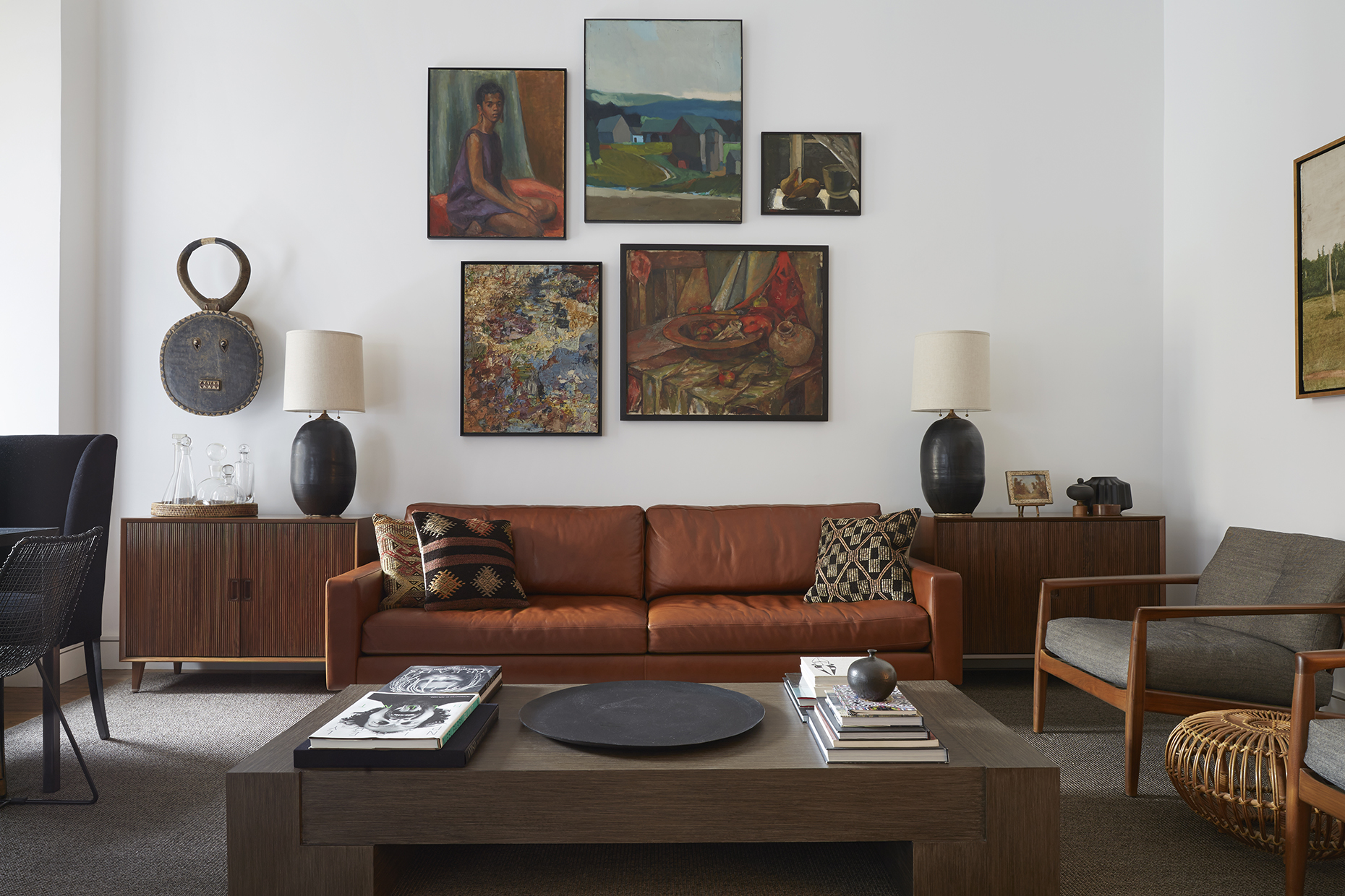 LIVINGROOM
